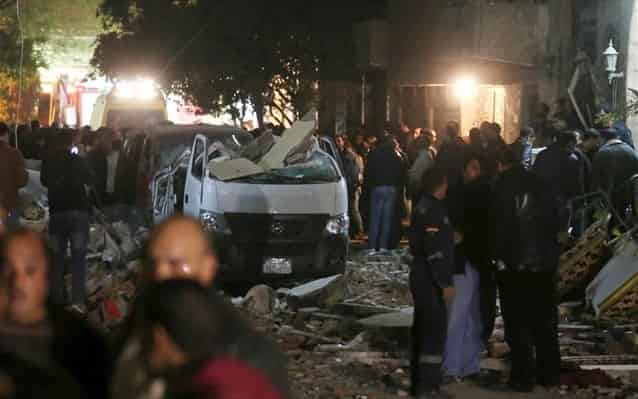 Έκρηξη με 6 νεκρούς  στο προάστιο του Καΐρου Γκίζα 21-1-2016 